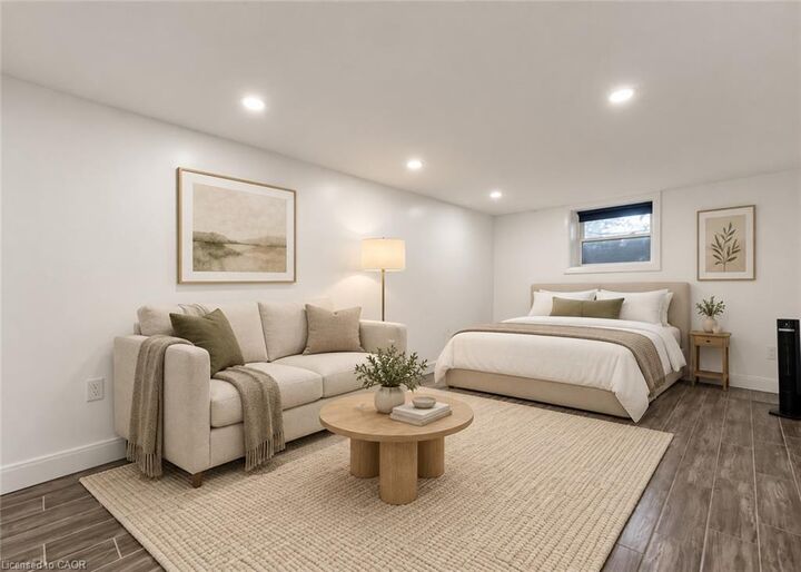 Property Photo:  116 Spadina Avenue Lower  ON L8M 2X3 
