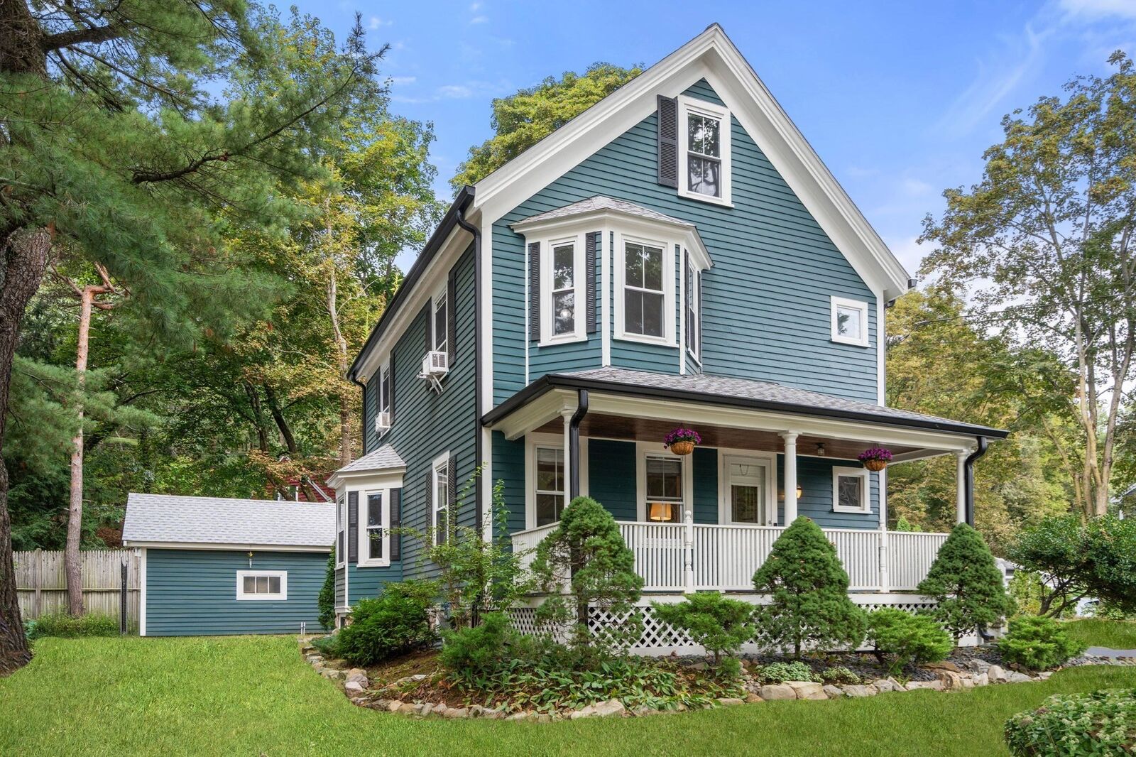 Property Photo:  28 River Road  MA 02493 