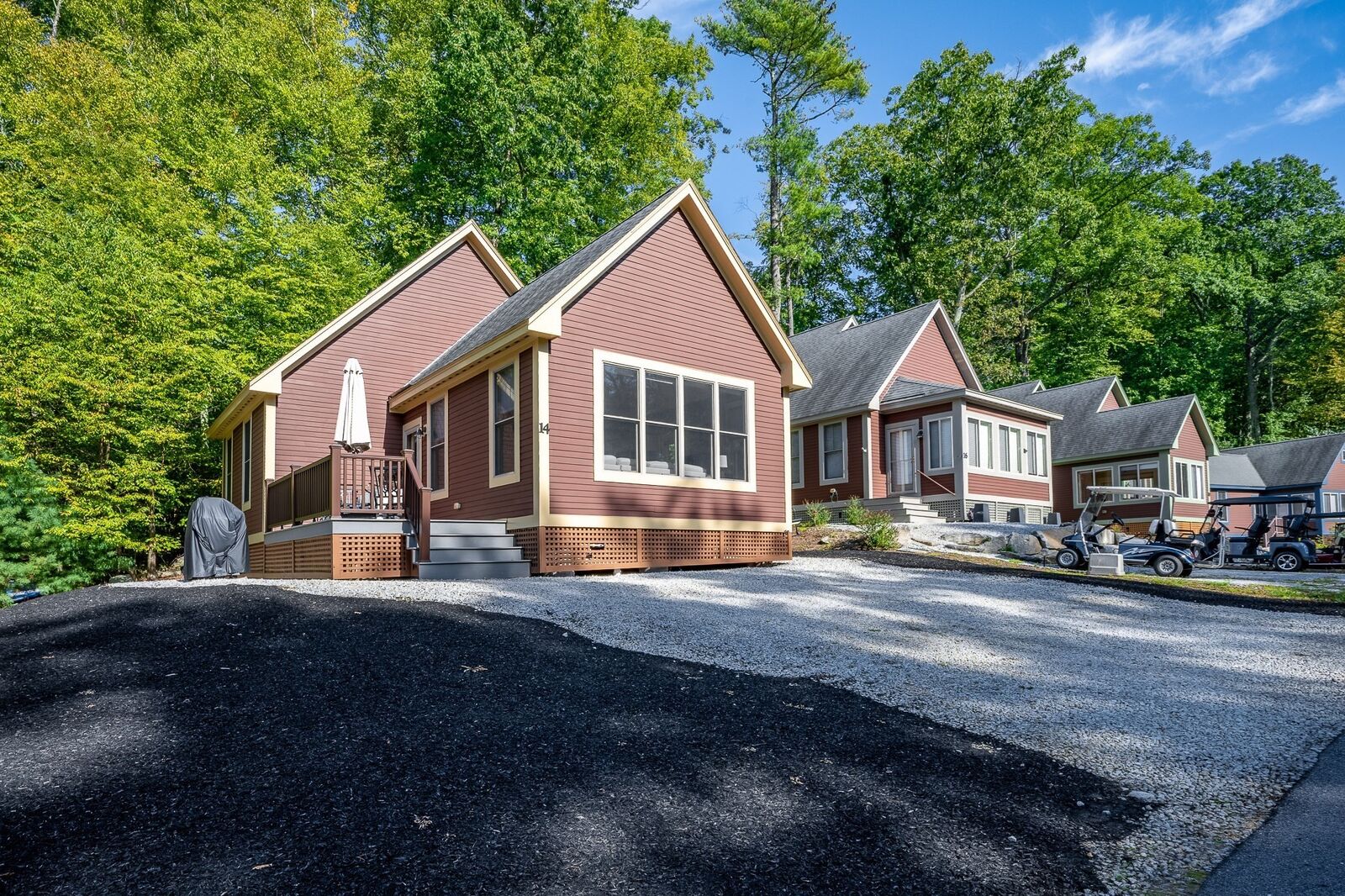 Property Photo:  14 White Pine Knl 14  MA 01886 