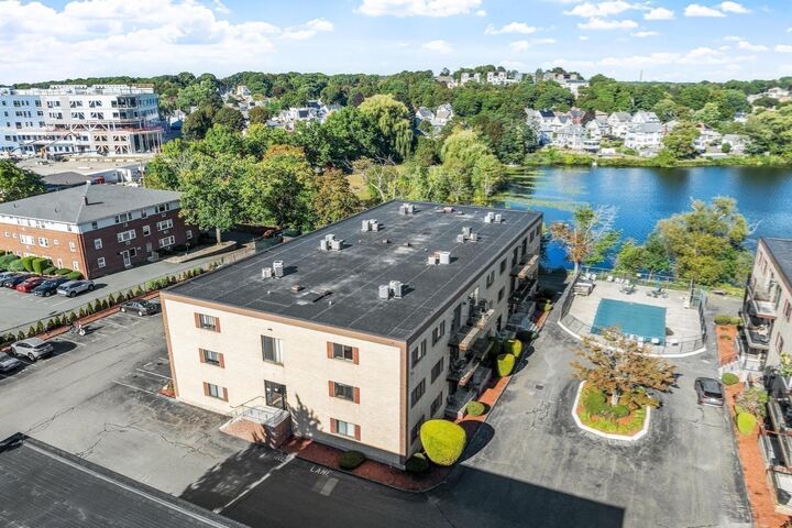 Property Photo:  406-U 301 Broadway 301  MA 01940 