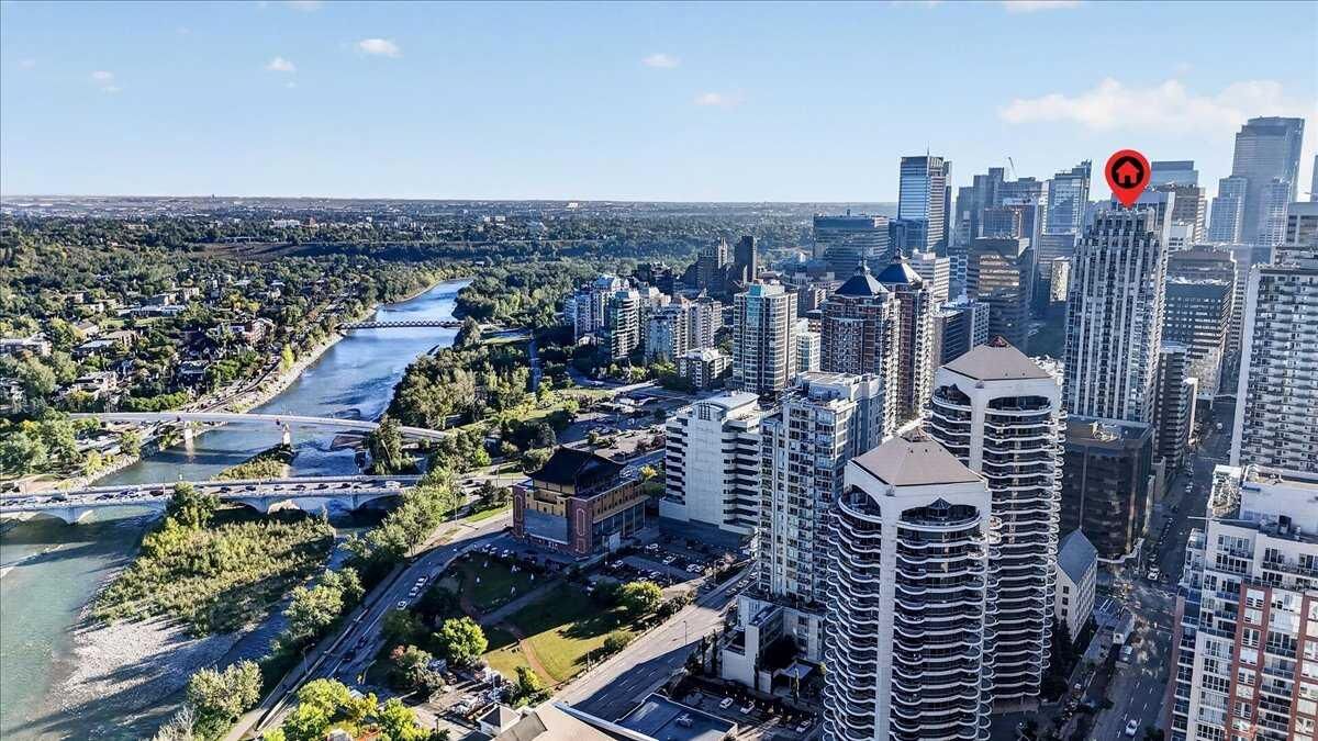 Property Photo:  930 6 Avenue SW 3306  AB T2P 1J3 