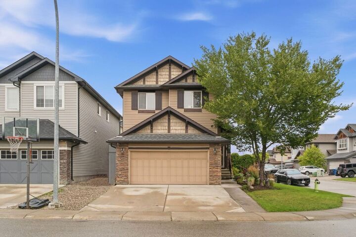 Property Photo:  117 Brightonwoods Crescent SE  AB T2Z 0T2 