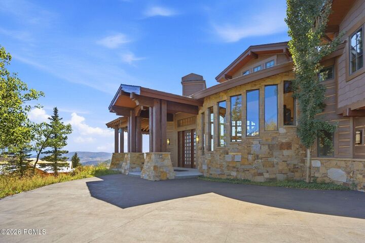 Property Photo: 8425 N Sunrise Loop UT 84098