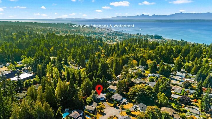 Property Photo: 8614 193rd Place SW WA 98026