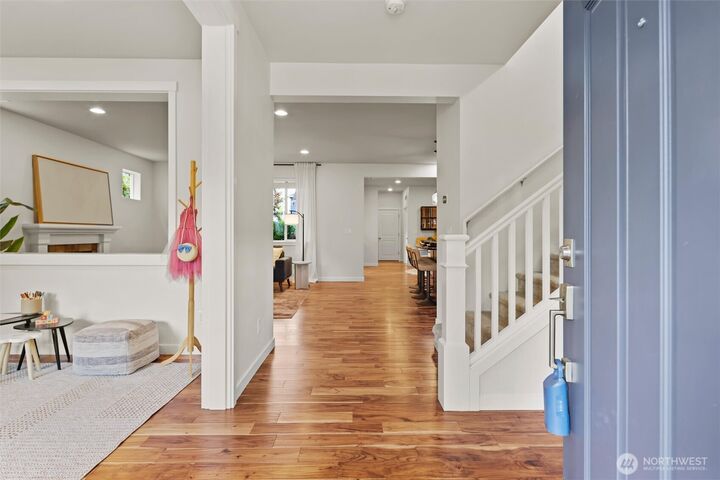 Property Photo: 9306 Nye Avenue SE WA 98065