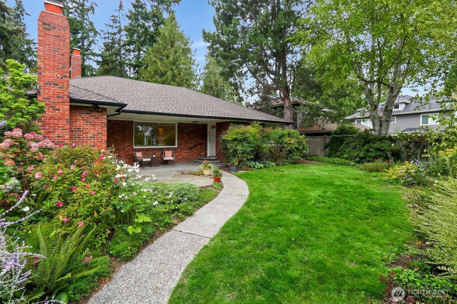 Property Photo:  10527  23rd Avenue NE  WA 98125 