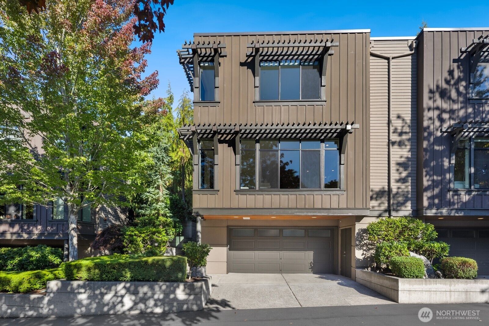 Property Photo: 1826 Market Street WA 98033