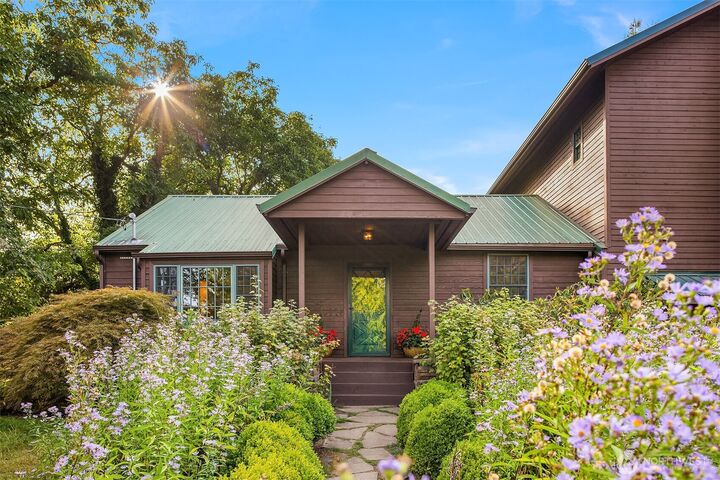 Property Photo:  13728  Reiner Road  WA 98272 