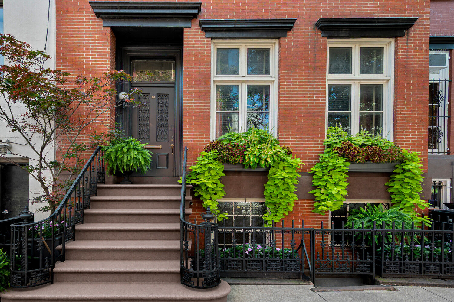 Property Photo:  2 Perry Street  NY 10014 
