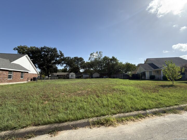 Property Photo:  1017 Verbena Loop  TX 78114 