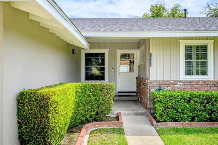 Property Photo: 3948 Markridge Road CA 91214