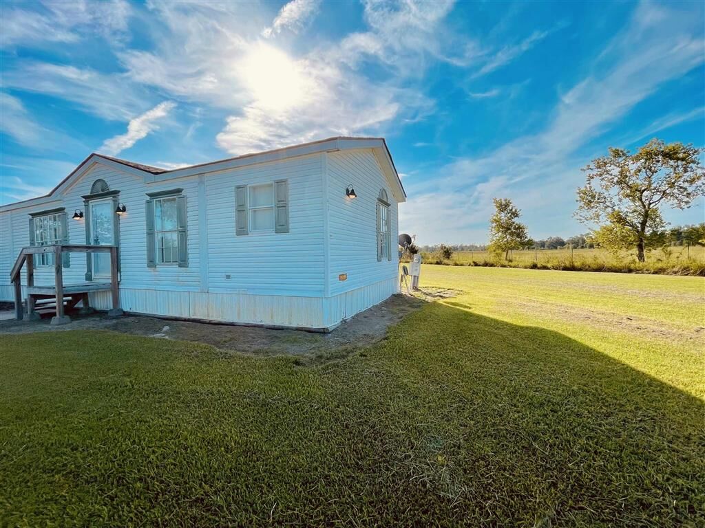 Property Photo:  4168 Greentree Lane  LA 70611 