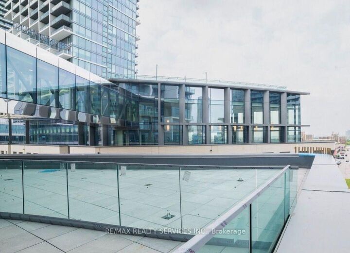 Property Photo:  7890 Jane Street 607  ON L4J 2M7 