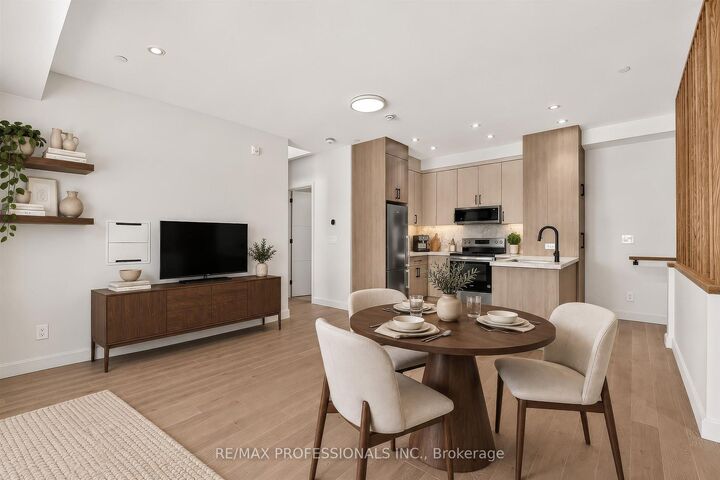 Property Photo:  393 Perth Avenue 301  ON M6P 3Y5 
