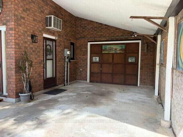 Property Photo:  167 Tall Pines Drive NW  ON L9M 0H4 
