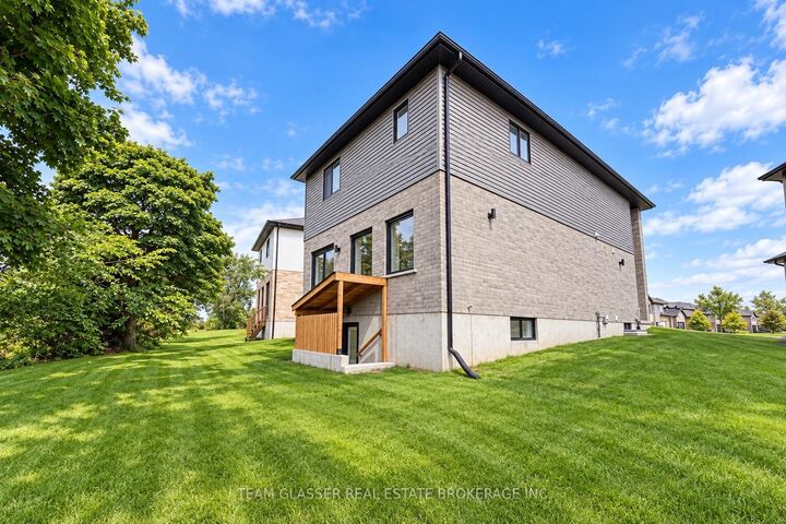 Property Photo:  113 Marconi Court  ON N5V 0C9 