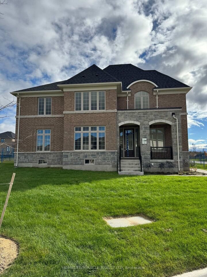 Property Photo:  11 Cranes Heights  ON L0G 1W0 