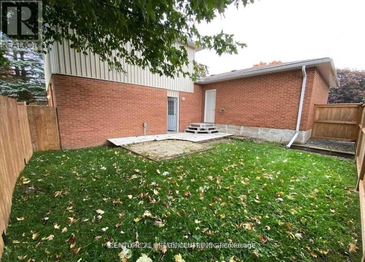Property Photo:  334 Jelly Street Ub  ON L9V 2Y6 