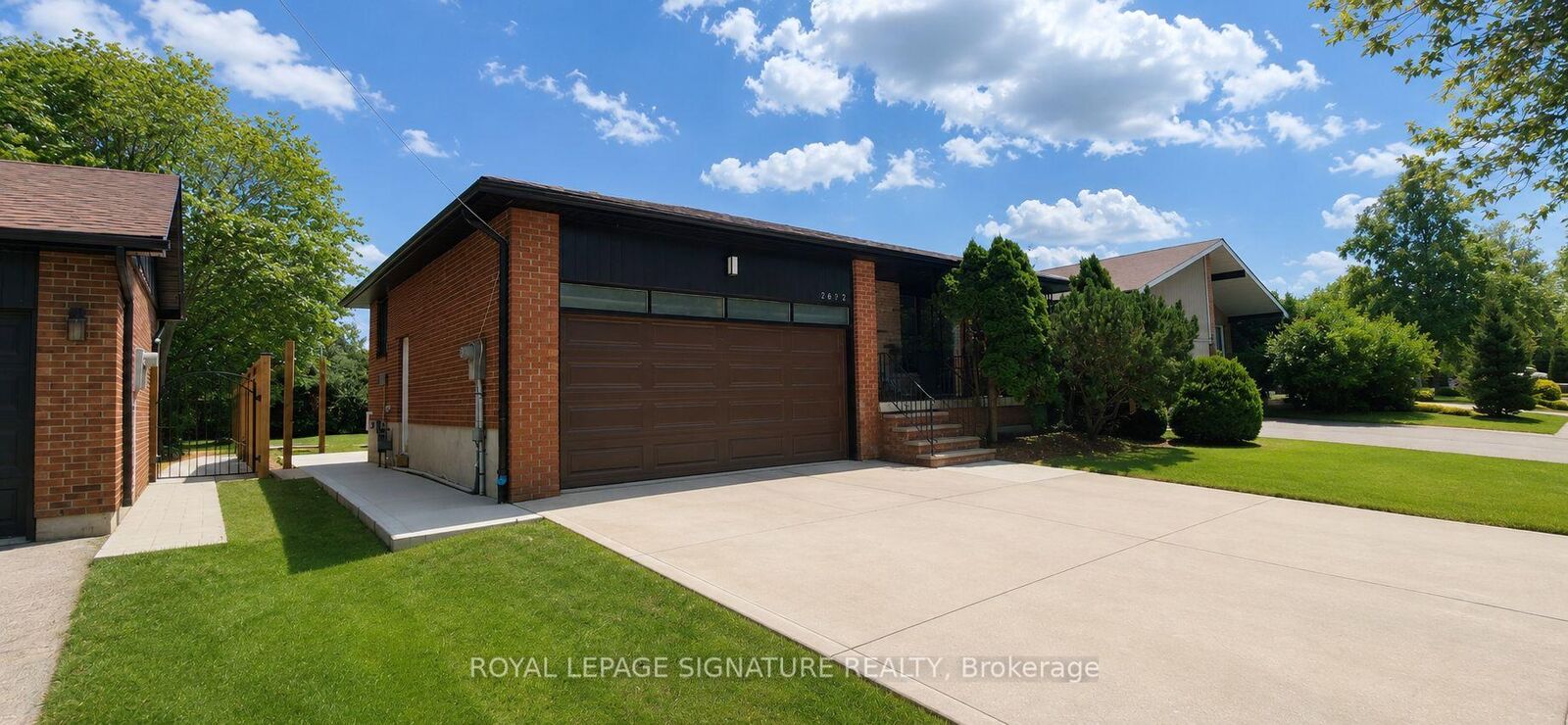 Property Photo:  2632 Birch Crescent Bsmt  ON L5J 4H1 