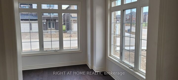 Property Photo:  184 Granite Ridge Trail  ON L8B 1Z1 