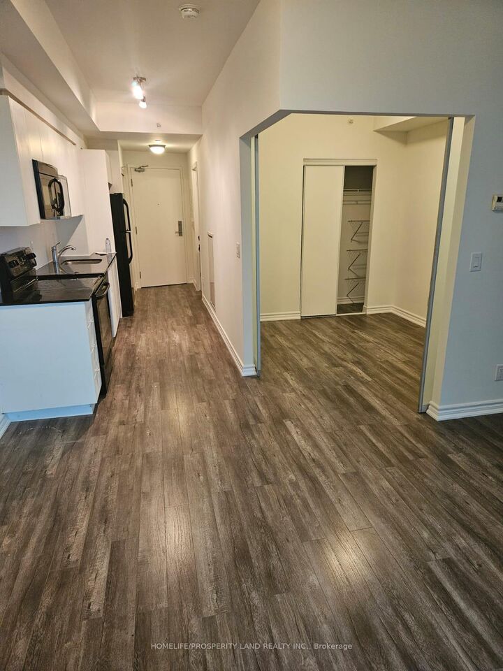 Property Photo:  150 East Liberty Street 610  ON M6K 3R5 