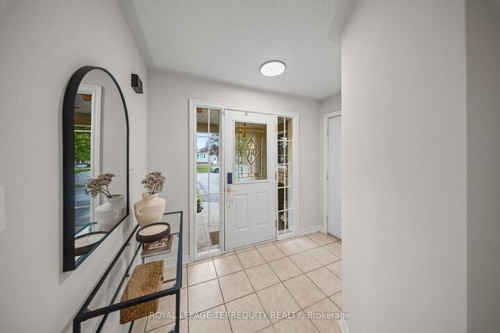 Property Photo:  611 Capilano Crescent  ON L1H 7V3 
