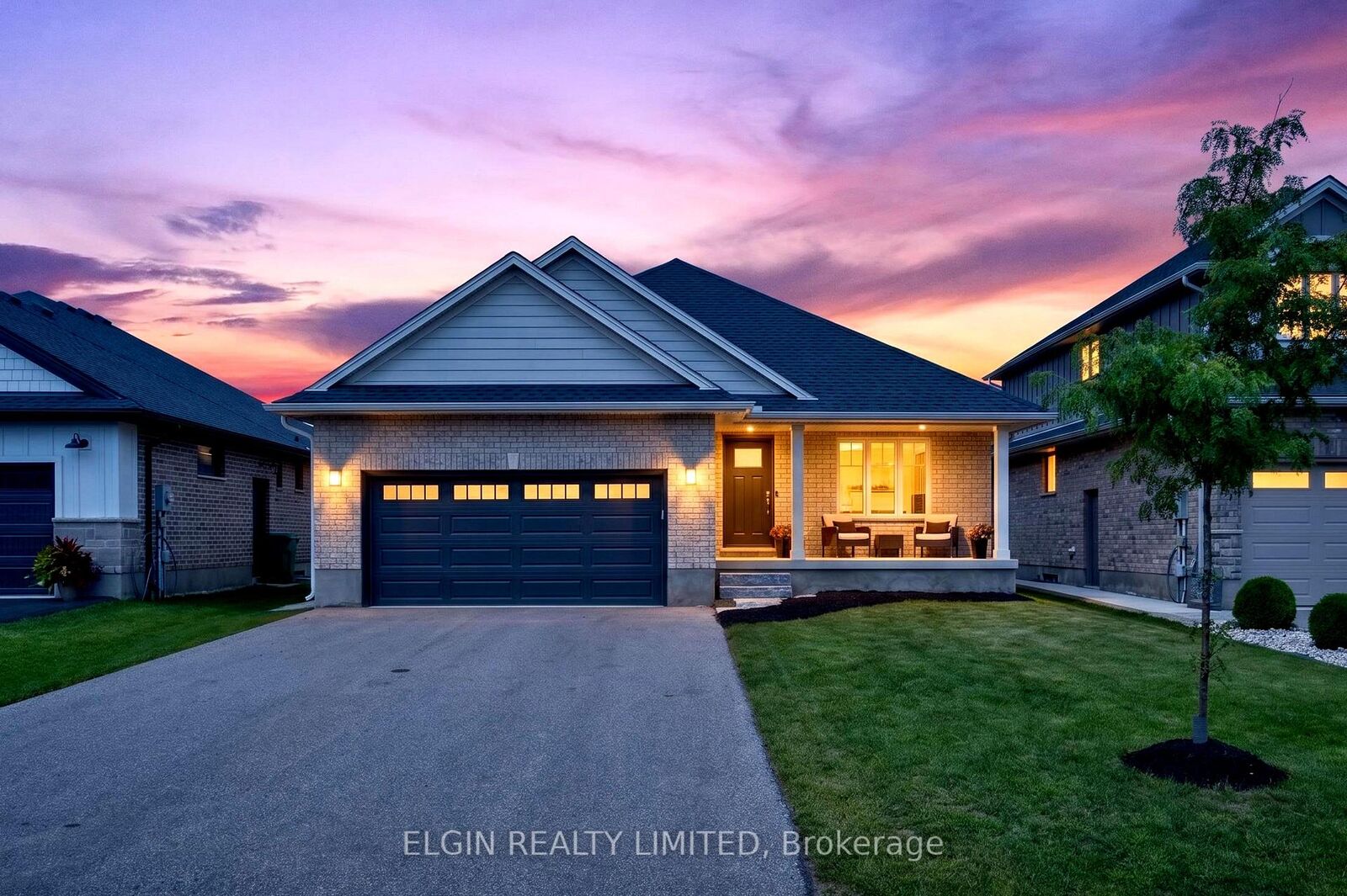 Property Photo:  72 Sparkys Way  ON N5P 0E9 