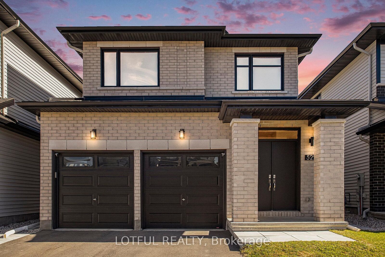 Property Photo: 522 Ascender Avenue ON K1W 0R6
