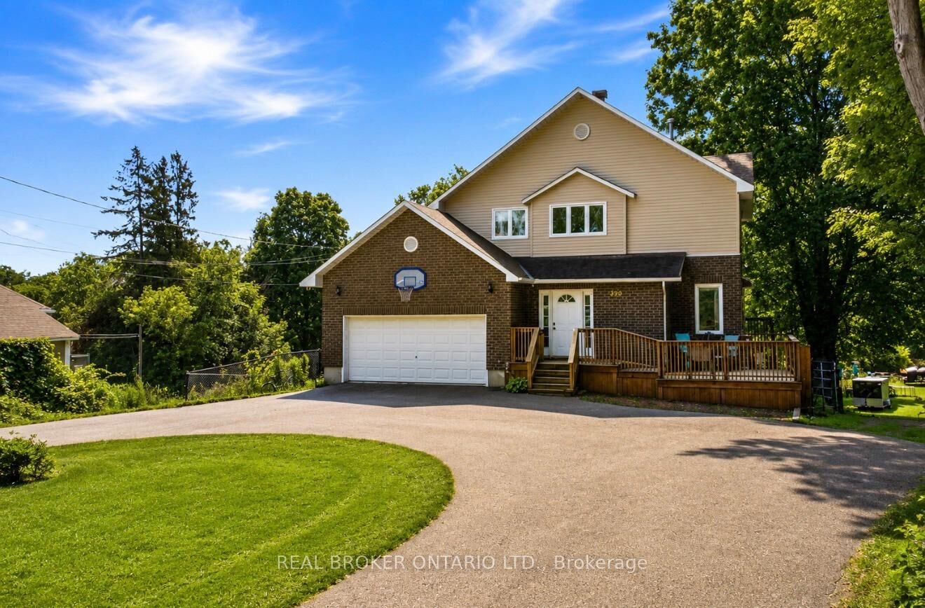 Property Photo:  320 Clothier Street W  ON K0G 1J0 