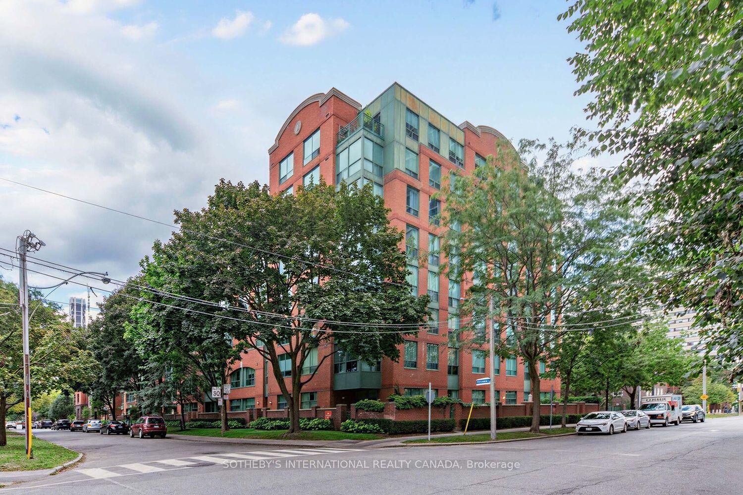 Property Photo: 95 Prince Arthur Avenue 708 ON M5R 3P6