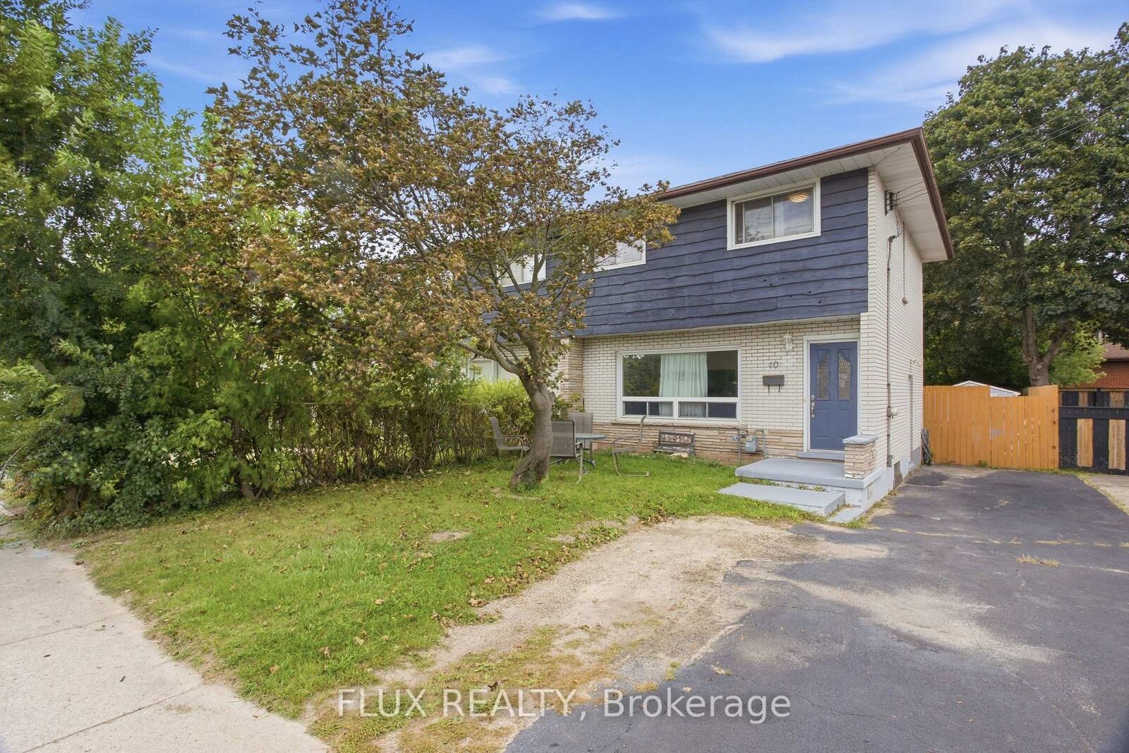 Property Photo:  10 Jean Avenue  ON N2A 1P1 