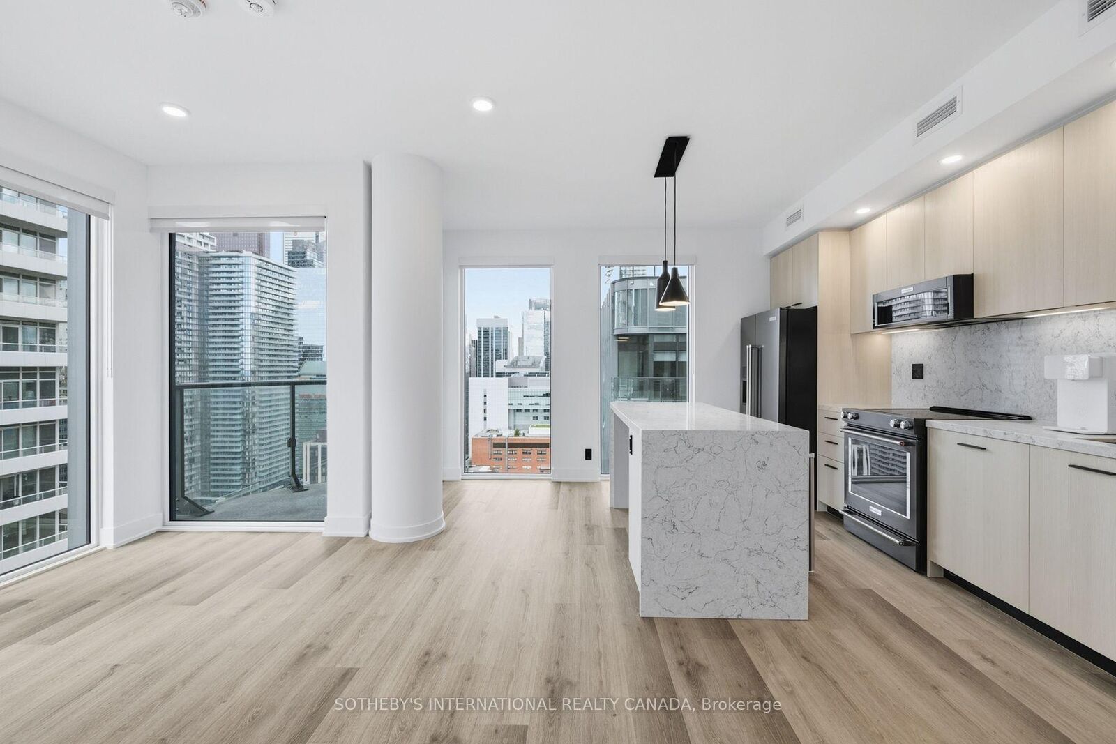 Property Photo:  30 Mutual Street E2909  ON M5B 2A7 