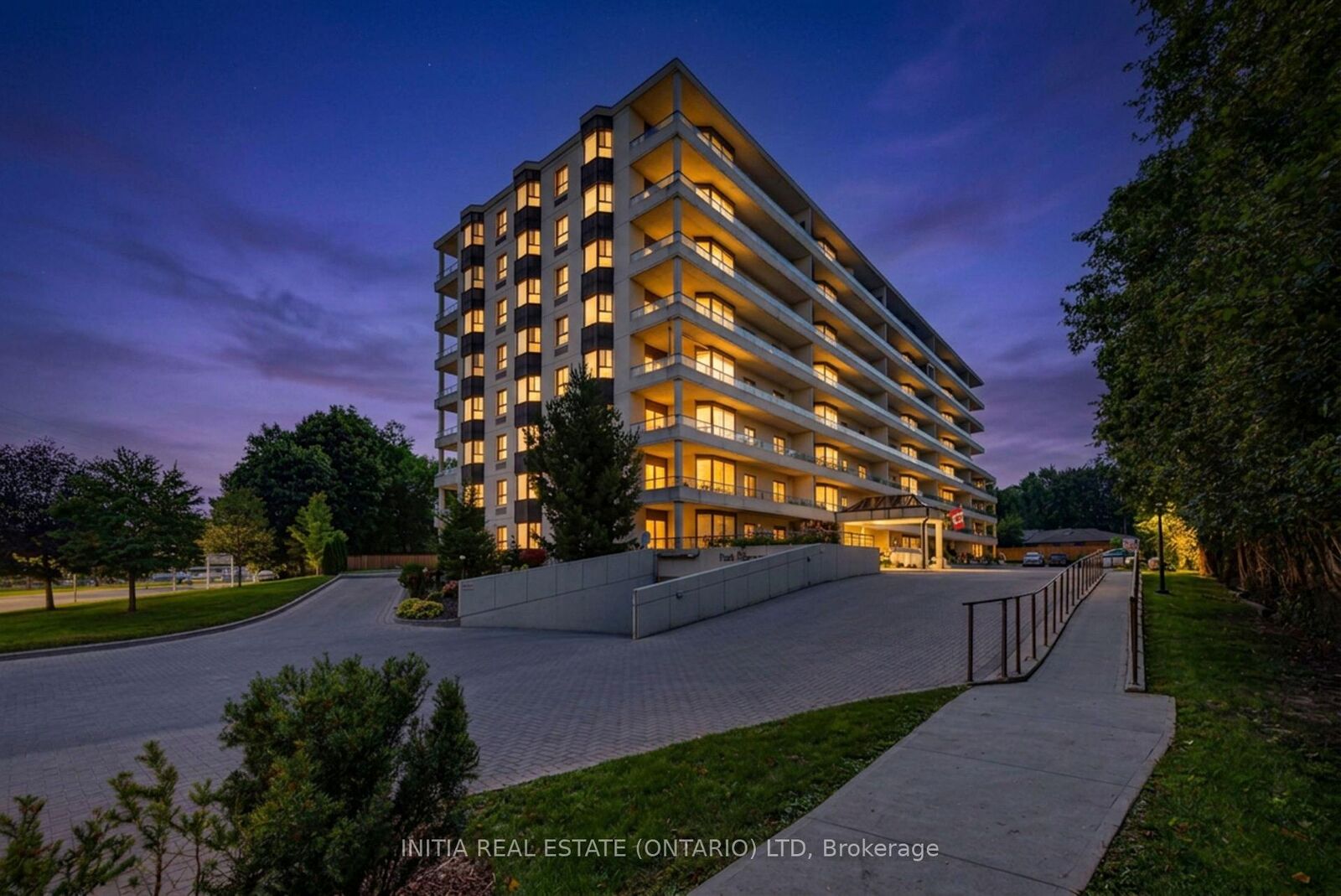 Property Photo:  1180 Commissioners Road W 104  ON N6K 4J2 