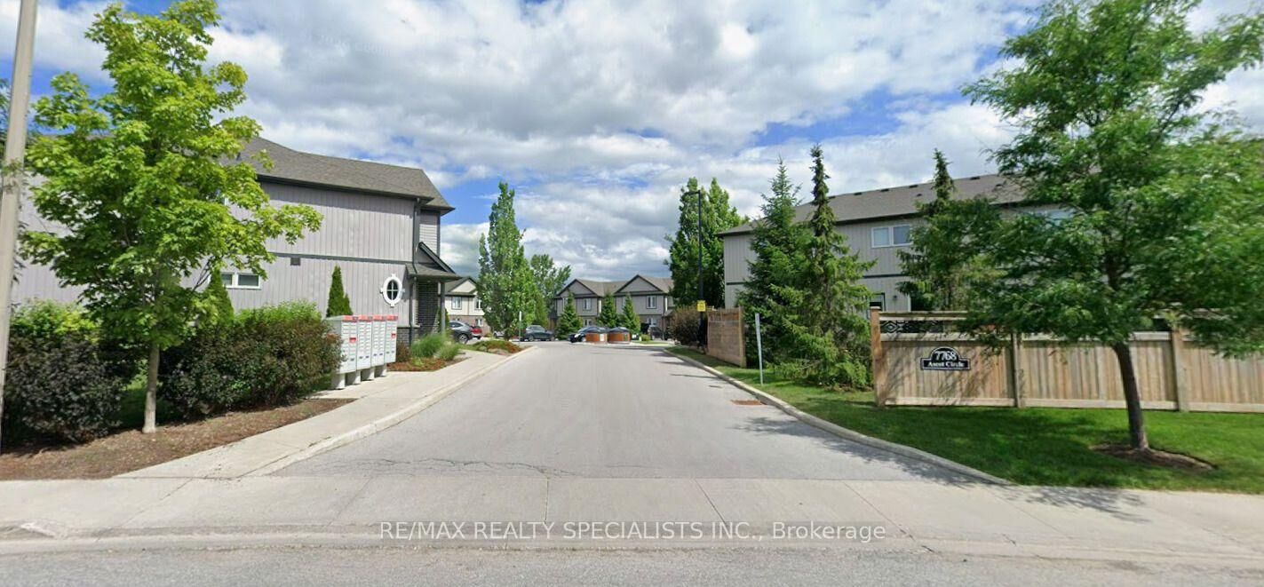 Property Photo:  7768 Ascot Circle 4  ON L2H 3P9 
