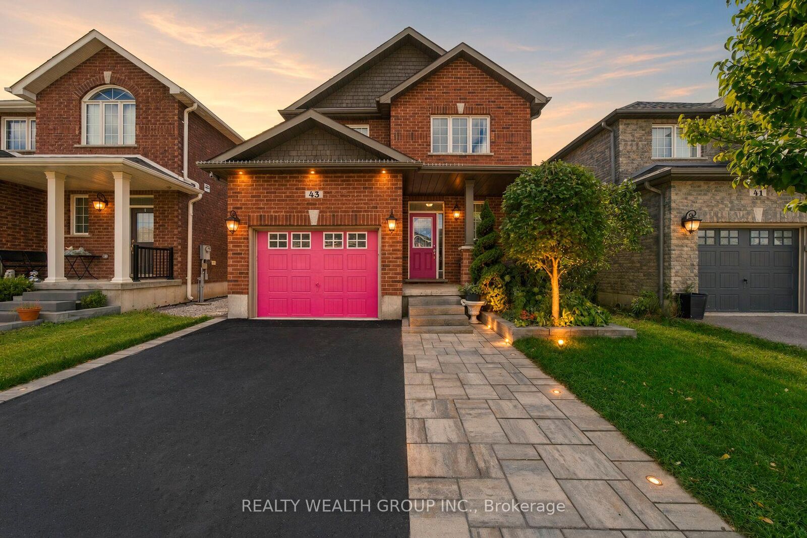 Property Photo:  43 Booth Lane  ON L4N 0S4 