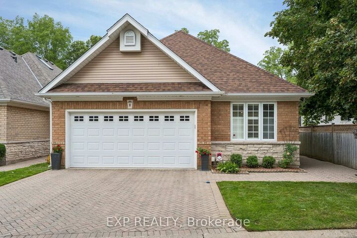 Property Photo:  152 Dufferin Avenue 8  ON N3T 4R3 