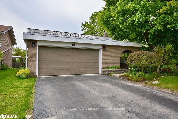 Property Photo:  64 Marshall Street  ON L4N 3S8 