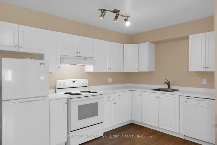 Property Photo:  120 Bell Farm Road B02  ON L4M 6J2 