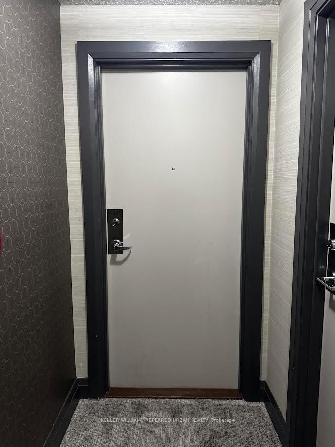 Property Photo:  25 Town Centre Court 1201  ON M1P 0B4 
