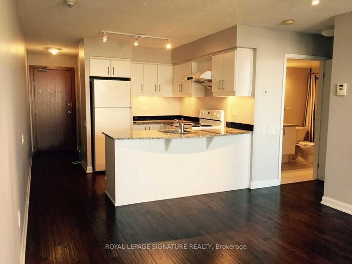 Property Photo:  33 Sheppard Avenue E 2611  ON M2N 7K1 