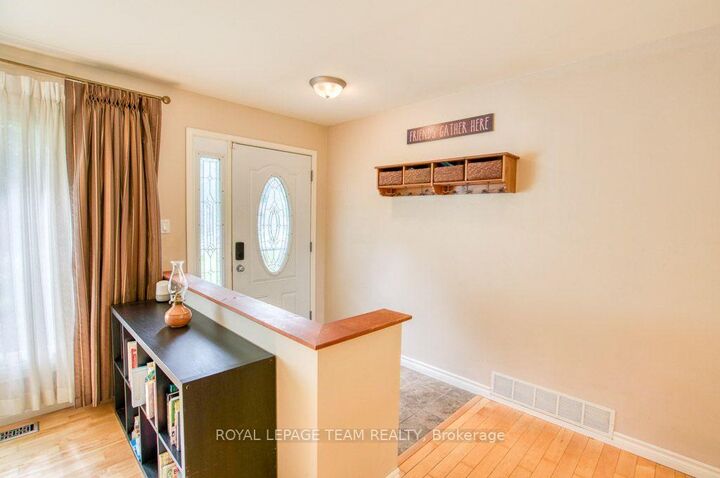 Property Photo: 14 Maitland Street ON K0A 2Z0
