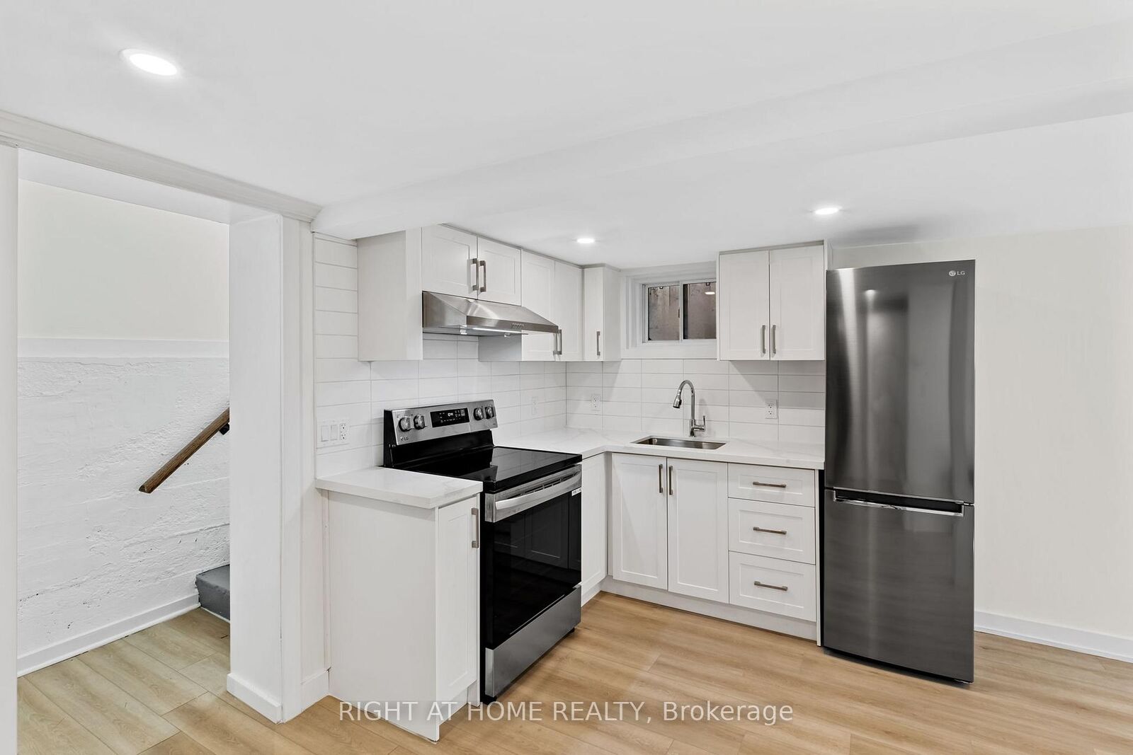 Property Photo: 477 Montrave Avenue 1 ON L1J 4S6