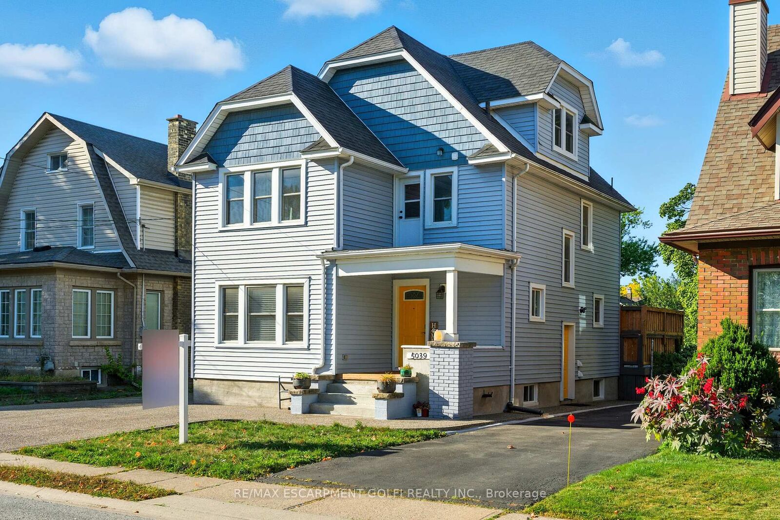 Property Photo:  5039 Armoury Street Lower  ON L2E 1T3 