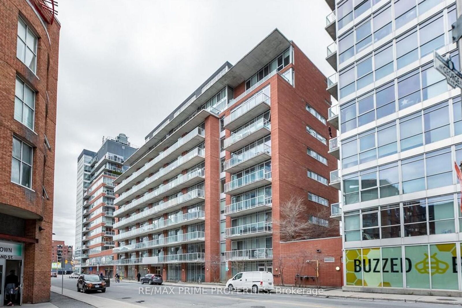 Property Photo:  383 Cumberland Street 411  ON K1N 1J7 