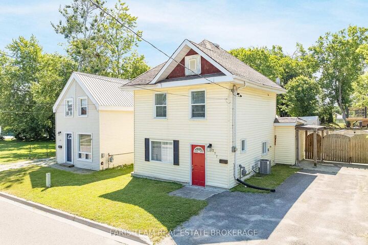 Property Photo:  277 Gloucester Street  ON L4R 1H6 