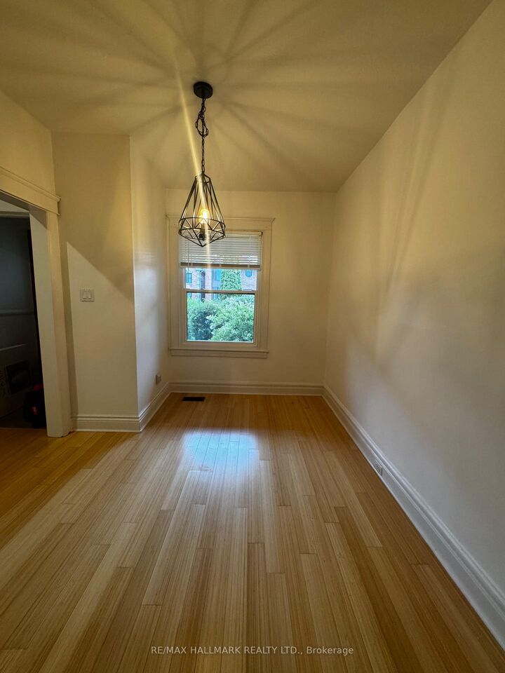 Property Photo:  145 Eaton Avenue  ON M4J 2Z9 