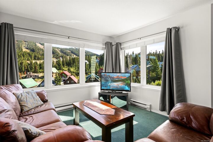 Property Photo:  1320 Henry Rd #202  BC V9J 1L0 
