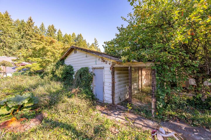 Property Photo:  2547 Mabley Rd  BC V9N 9K2 