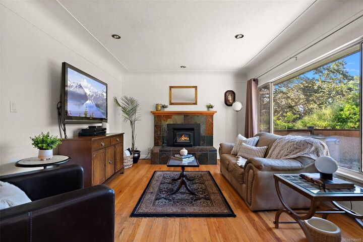 Property Photo:  3615 Doncaster Dr  BC V8P 3W5 