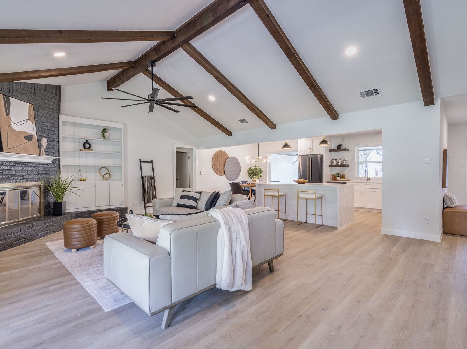 Property Photo:  13505 Broadmeade Ave Avenue  TX 78729 